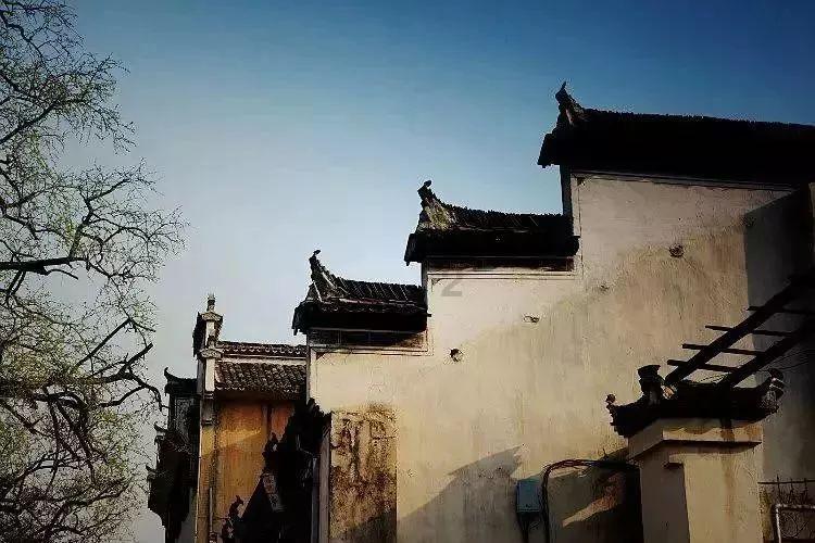 救援跳绳女孩